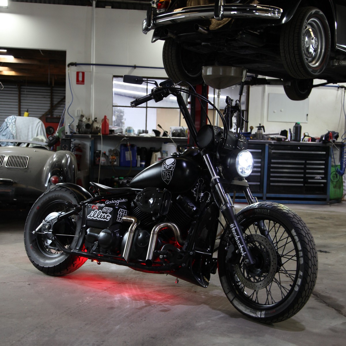 Yamaha XVS650 V-star - Stainless Exhaust CnB